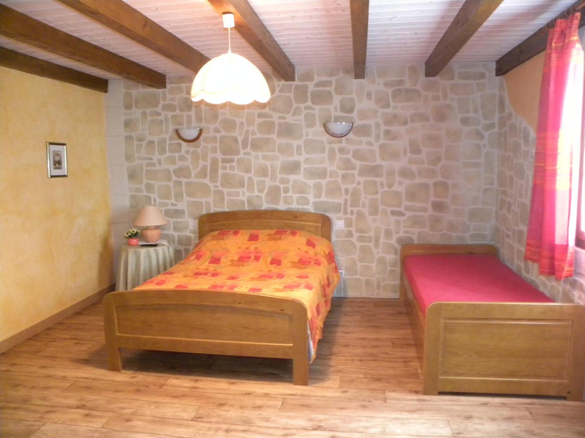 Auberge Les Volpilieres Ruynes-en-Margeride Екстериор снимка