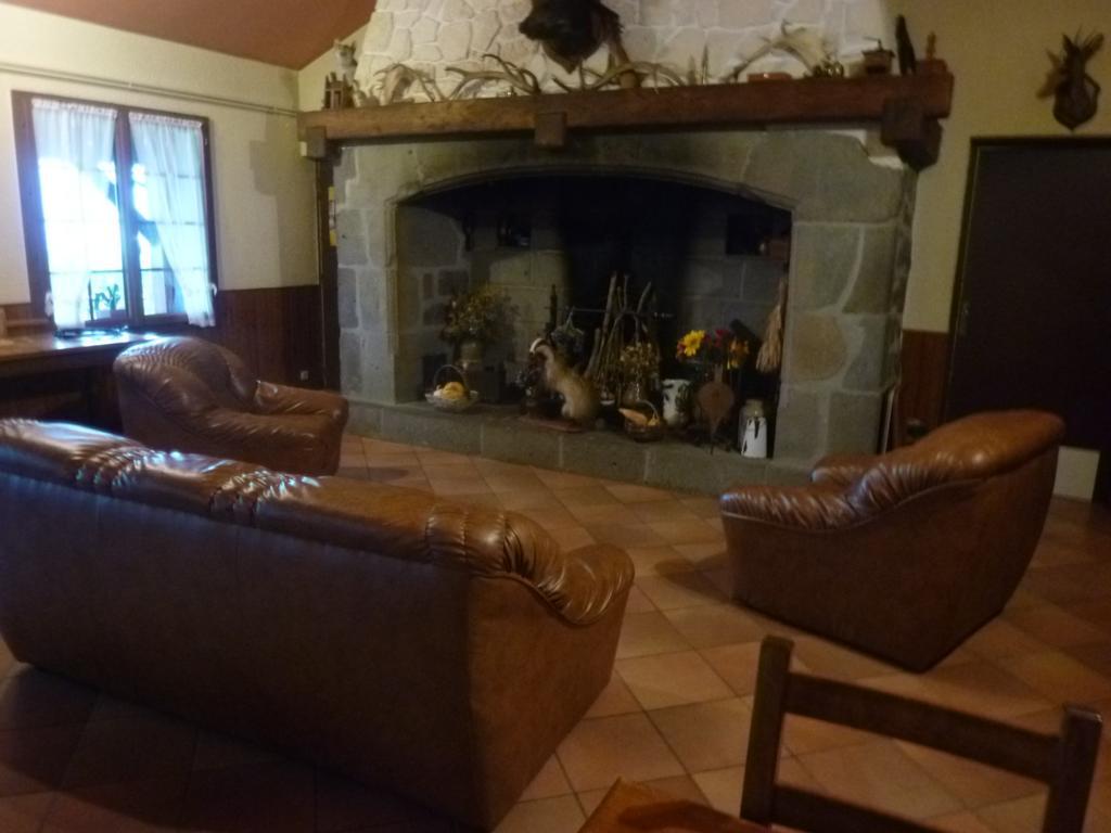 Auberge Les Volpilieres Ruynes-en-Margeride Екстериор снимка